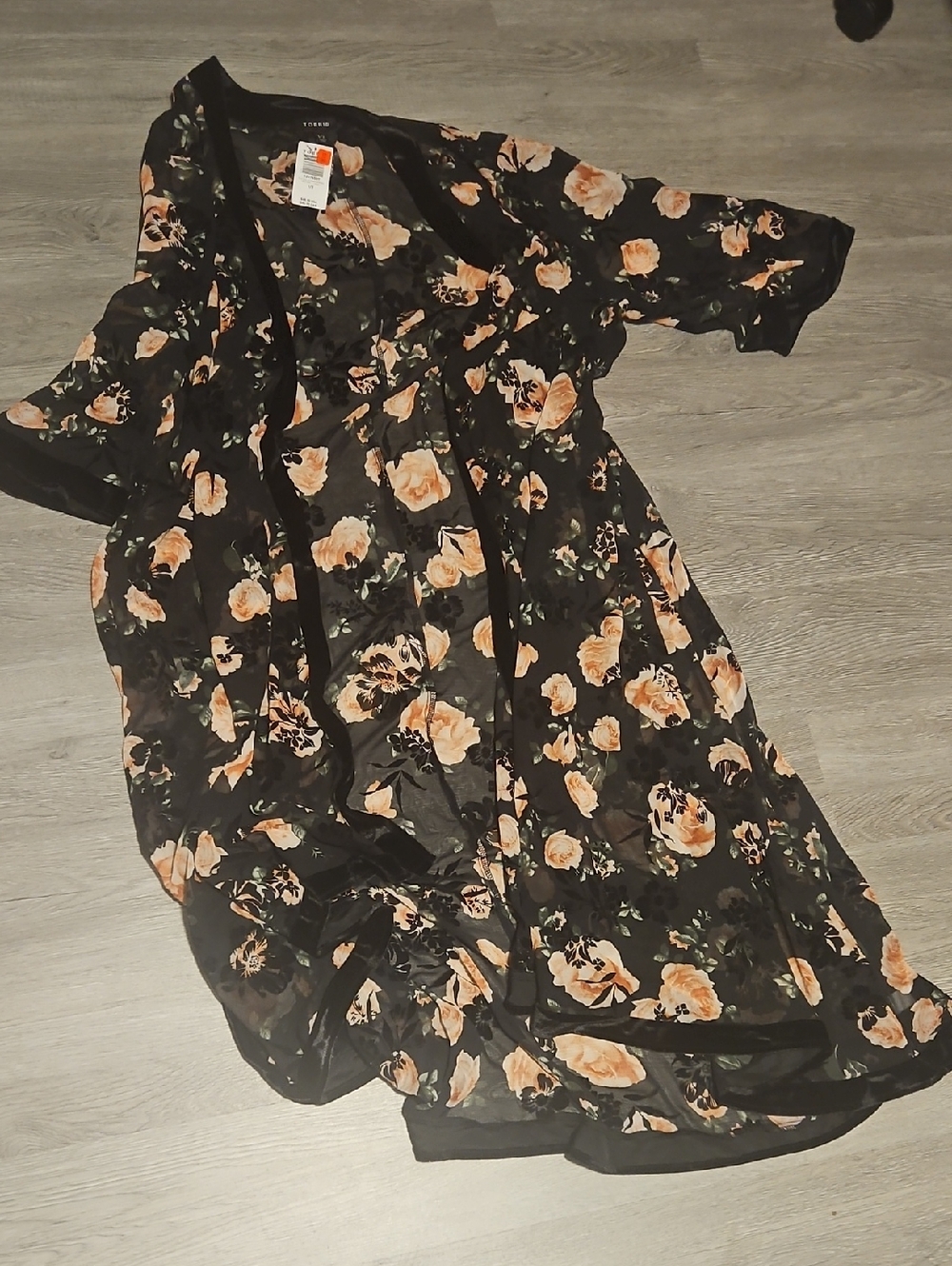Torrid Black  with Peach Floral Print Kimono Longline